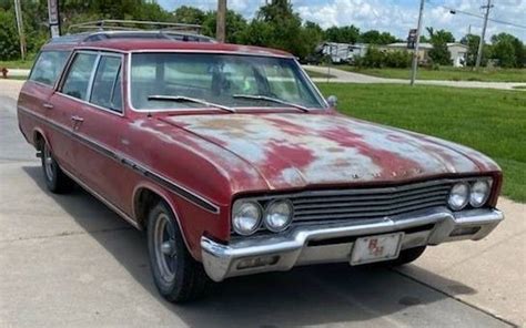 Genuine Patina! 1965 Buick Skyroof Sportwagon | Barn Finds