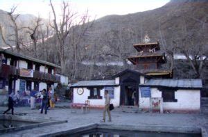 Muktinath yatra packages to Mustang Nepal for Muktinath darshan