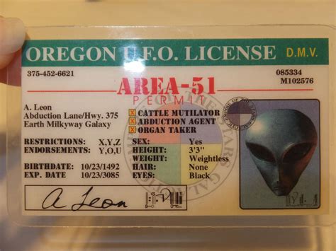 Alien 'Silly Slammers' Lot of 3 + Laminated Oregon UFO Pilot License | #1728555667