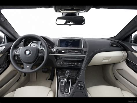 BMW 6-Series Coupe (2012) - Interior | Caricos