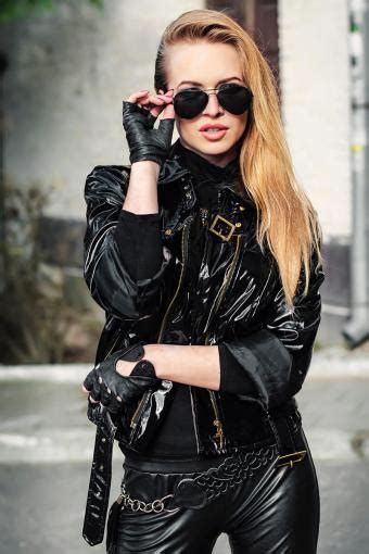 Turn Up Your Rocker Clothing Style With These Edgy Looks | LoveToKnow