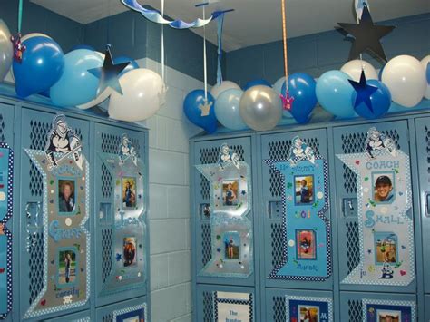 Pin by Bailey Winel on volleyball decor ideas | Volleyball locker, Locker room decorations ...