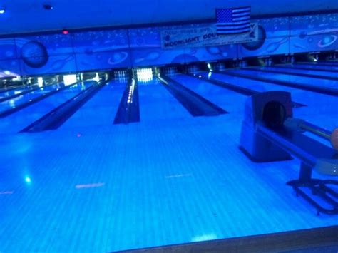 Imperial Lanes, 44650 Garfield Rd, Clinton Township, MI, Sports Recreational - MapQuest