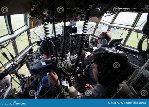 Cockpit C-130 Hercules Stock Photography | CartoonDealer.com #3095426