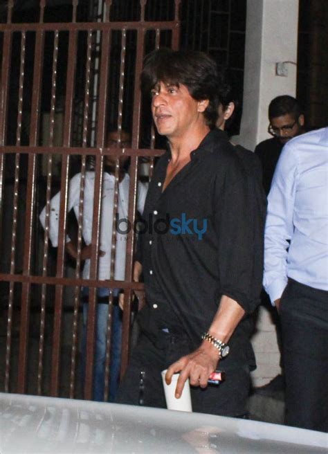 Shahrukh Khan Spotted At Recording Studio Bandra- Boldsky