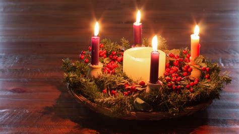 How to Pray Over Your Advent Wreath - Guideposts