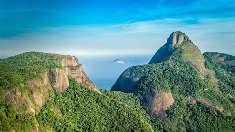 Aerial view of Rio de Janeiros Pedra da Gávea Mountain, Brazil ...