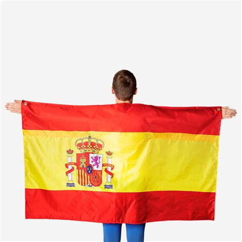 Flag cape. Spain £5| Flying Tiger Copenhagen