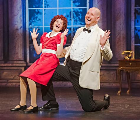 REVIEW: Drayton Entertainment’s 'Annie' brings the magic