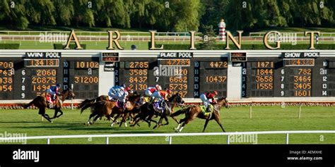 Arlington park race hi-res stock photography and images - Alamy