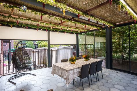 5 Creative Sukkah Decorations to Make Your Pergola Sukkah Stand Out