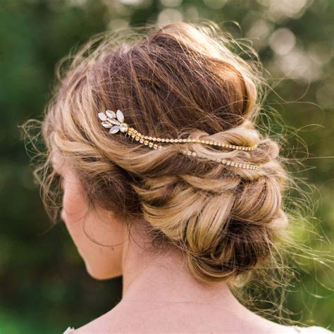 18 Best Bridal Hair Accessories of 2022