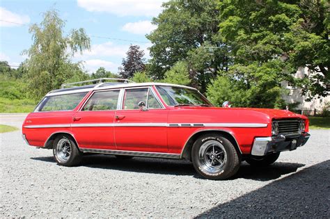 Little Red Wagon: 1965 Buick Sport Wagon - DailyTurismo