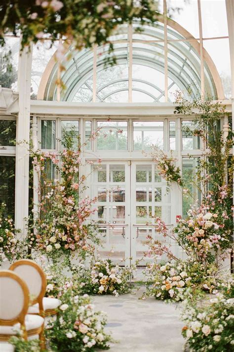 A Garden-Themed, Intimate Wedding at the Brooklyn Botanic Garden