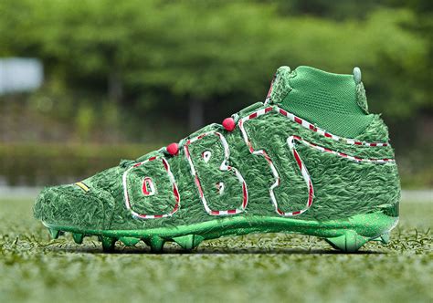 Odell Beckham Jr. OBJ Nike Grinch Christmas Cleats | SneakerNews.com