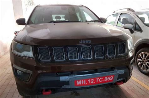 Jeep Compass Trailhawk Spotted In India Ahead Of Launch - CarandBike