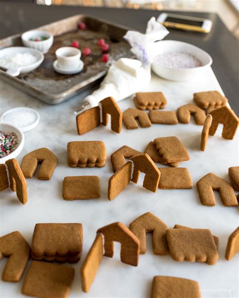 Mini Gingerbread Houses · i am a food blog i am a food blog