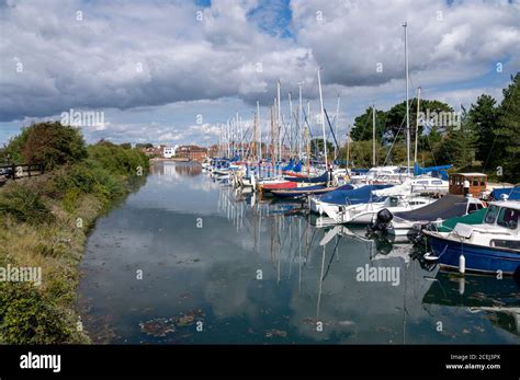 Emsworth harbour sailing hi-res stock photography and images - Alamy