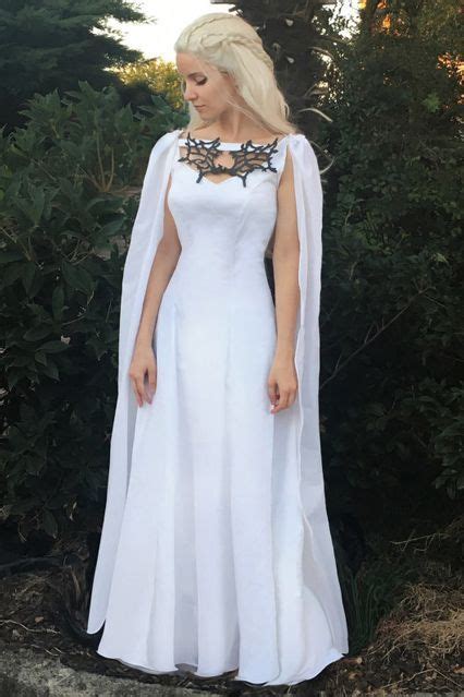 These Are The Best Khaleesi Costumes We’ve Ever Seen | Trendy halloween ...