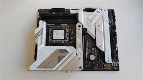 6 BEST Motherboards for i9-12900K: DDR4 & DDR5 - Tech4Gamers