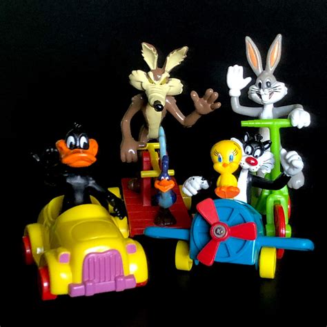 Mcdonalds Toys, Happy Meal Mcdonalds, Sylvester The Cat, Elmer Fudd, Looney Tunes Characters ...