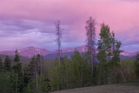 Rocky Mountain sunset. | Mountain sunset, Rocky mountains, Natural landmarks