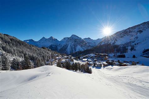 Arosa, Switzerland, Is a Mountain Lover's Dream — With Walking Trails ...