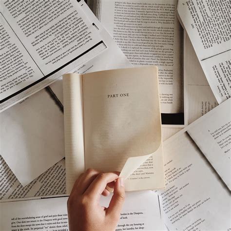 Reading Books Aesthetic - Books Tumblr Aesthetic Wallpapers Top Free Books Tumblr Aesthetic ...