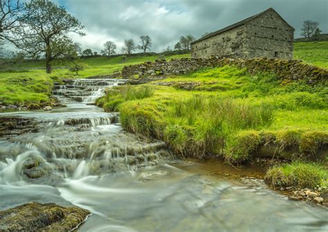 Wallpaper : stone, Yorkshire, barns, waterfalls, walls, dales, cray, wharfdale 5430x3840 ...