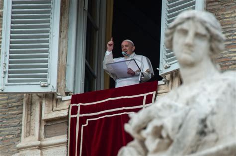 Ask everything! Pope’s 6 questions to see if our prayer is courageous