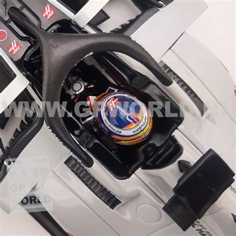 2020 Romain Grosjean | Bahrain - 1/18 Minichamps - GPworld Racing ...