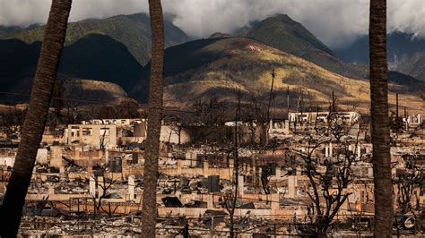 Scenes From the Hawaii Fires and the Aftermath - The New York Times