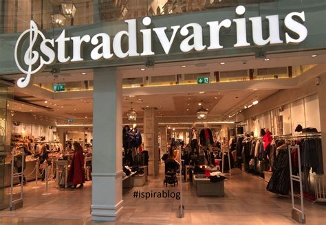 Stradivarius London - Autumn 2017 - Womenswear Collection - entrance of ...