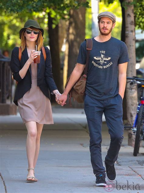 Emma Stone y Andrew Garfield pasean cogidos de la mano por Nueva York - Foto en Bekia Actualidad