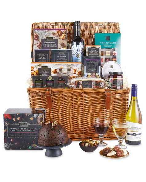 The Aldi 2020 Christmas hampers are the perfect affordable gift