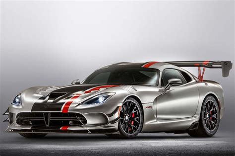 We Drive the Fully Adjustable, Customizable 2016 Dodge Viper ACR