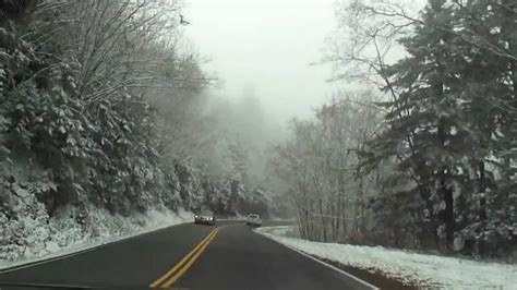 October Snow on Clingman's Dome.MP4 - YouTube