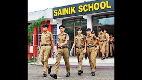 Efforts kick-start to set up Sainik School in Prayagraj - Hindustan Times