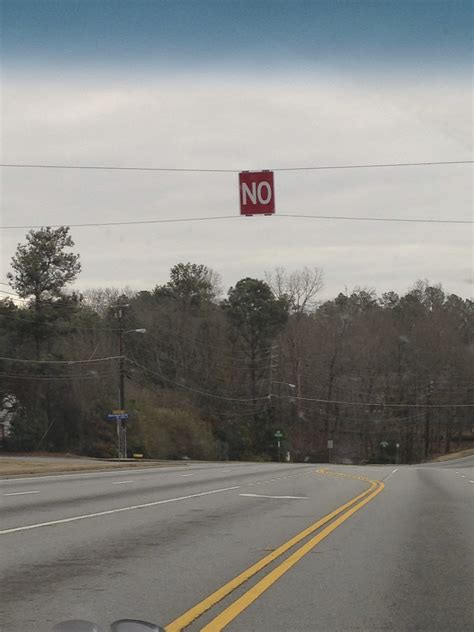 PHOTOS: Confusing Road Signs | CDLLife