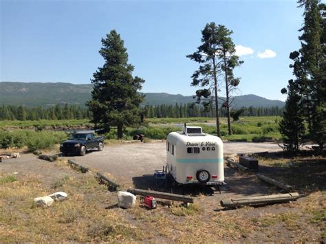 Free Camping at Yellowstone National Park | Drivin' & Vibin'