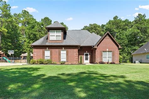 Hiram, GA Real Estate - Hiram Homes for Sale | realtor.com®