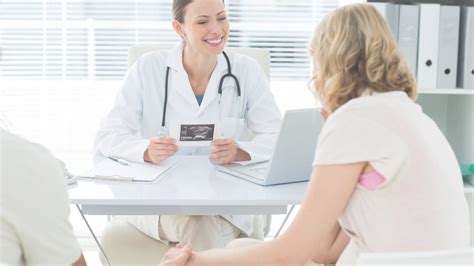 Top 5 Best Gynaecologists in Delhi - Gynecologist Near Me