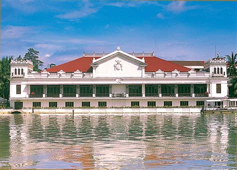 The Malacañang Palace: 5 Facts to Know About The Presidential Palace - Pinoy Builders