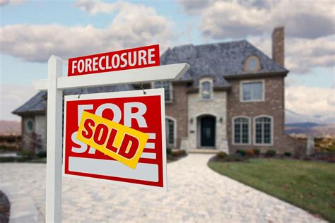 What Is a Foreclosure? How Can You Invest in One? | Buying investment property, Buying a ...