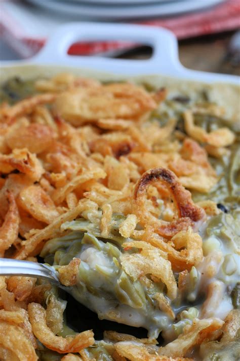 Easy Green Bean Casserole - The Rockstar Mommy