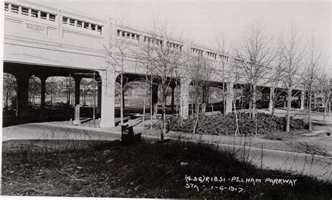 Pelham Pkwy Station | Back In THE BRONX