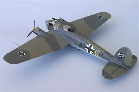 Build a Heinkel He-111 Bomber Model