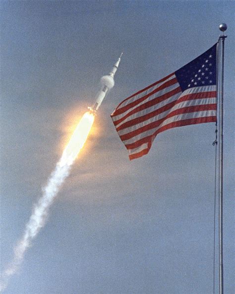 Apollo 11 | History, Mission, Landing, Astronauts, Pictures, Spacecraft ...