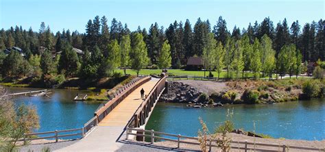 Farewell Bend Park Picnic Shelter - Bend Park and Recreation District