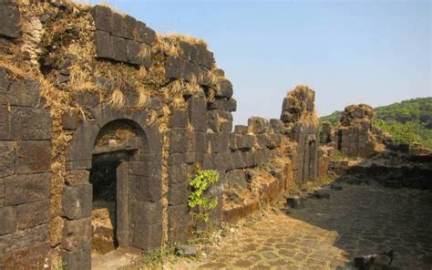 Visapur Fort Pune, History, Timings, Trek Information, Entry Fee